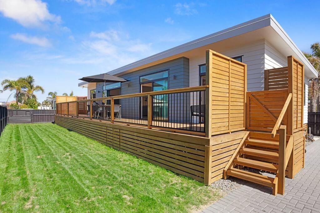 Leisure On Leo Villa Waihi Exteriör bild